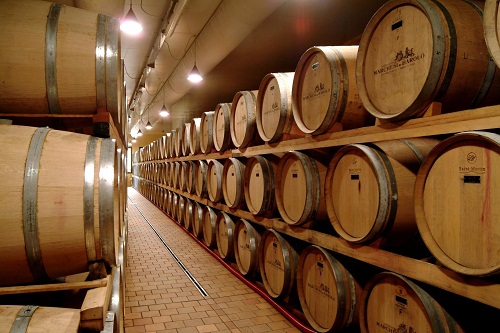 Tùy vào những loại rượu vang Pháp khác nhau mà tỷ lệ pha trộn sẽ có những đặc thù riêng
