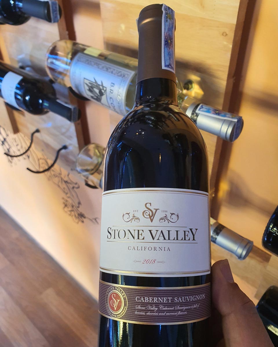 Rượu vang đỏ Stone Vallry của California